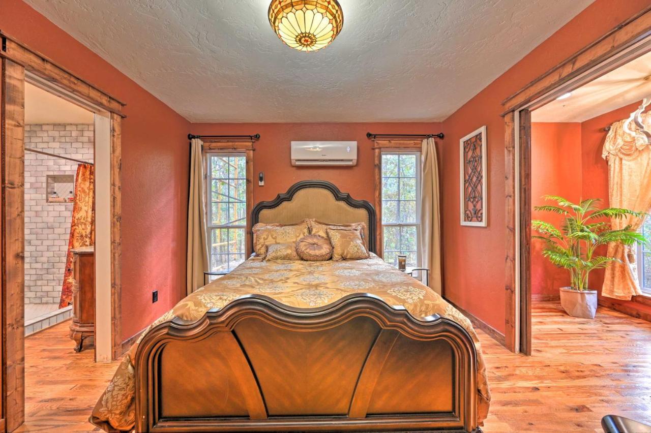 Tudor-Style Broken Bow Cottage With Hot Tub And Decks! Stephens Gap 外观 照片