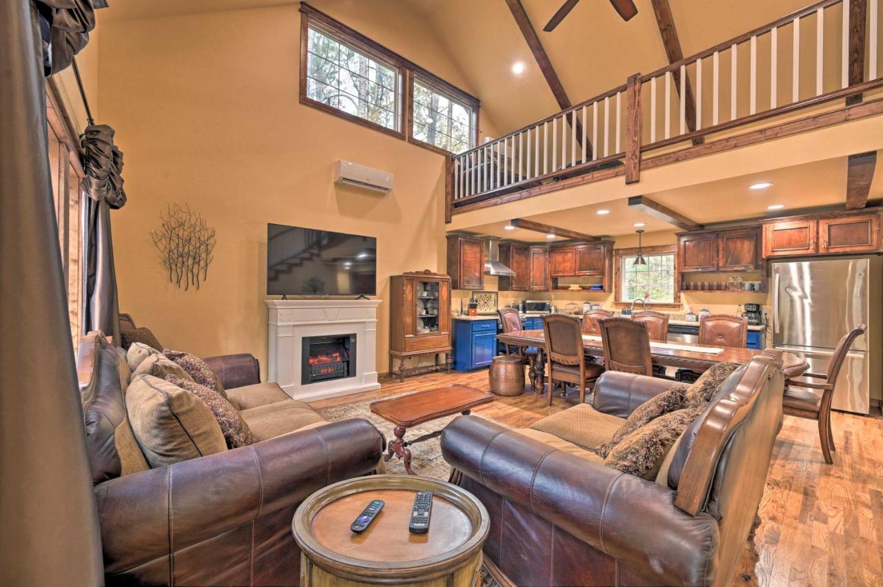 Tudor-Style Broken Bow Cottage With Hot Tub And Decks! Stephens Gap 外观 照片