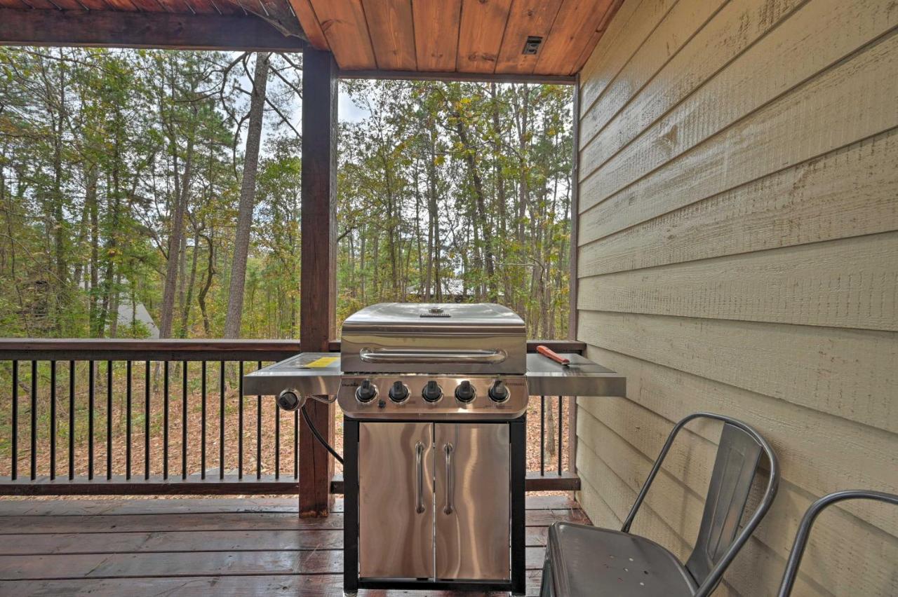 Tudor-Style Broken Bow Cottage With Hot Tub And Decks! Stephens Gap 外观 照片